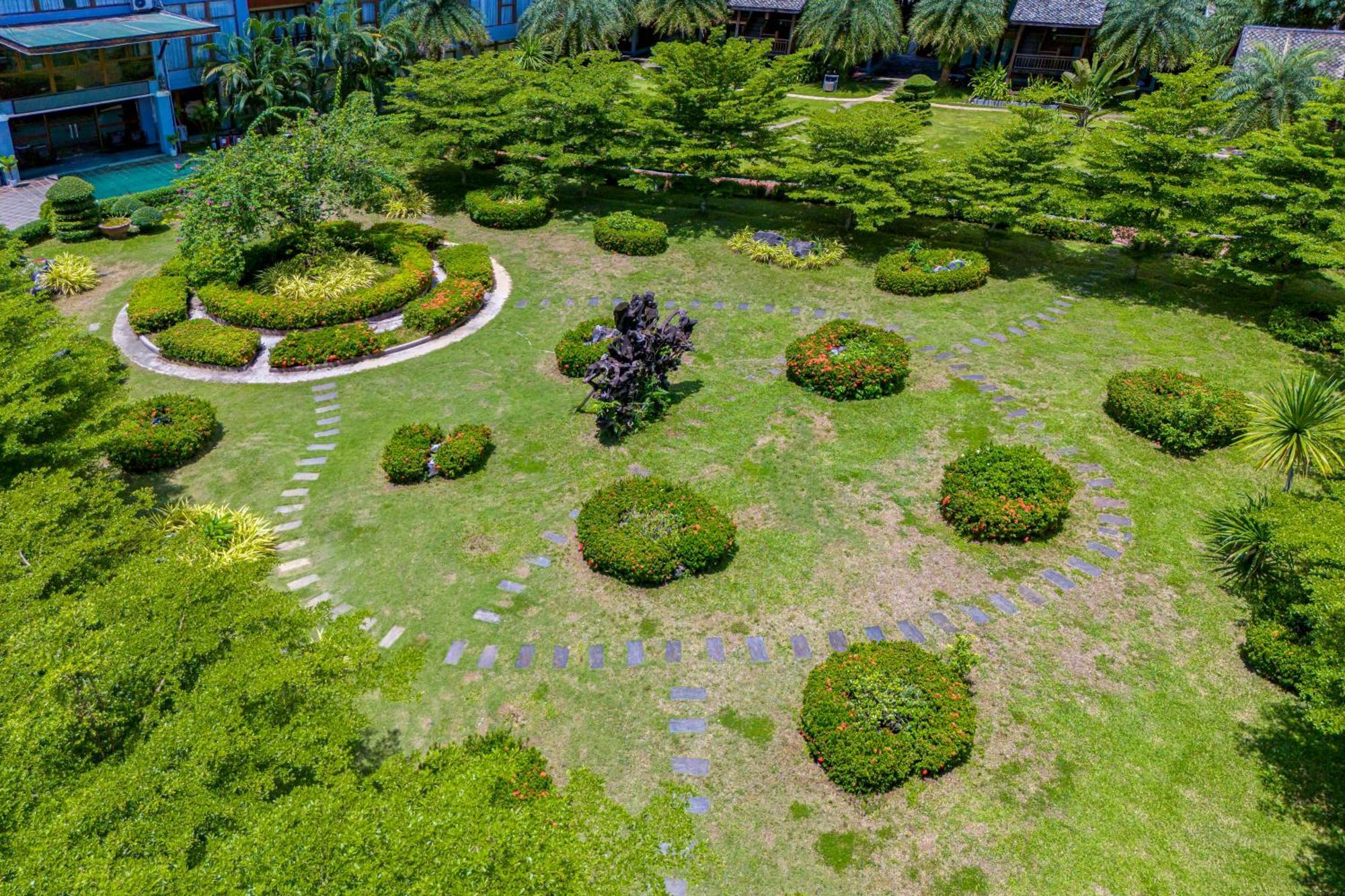 Lisha Garden Resort Hotel Vang Vieng Dış mekan fotoğraf