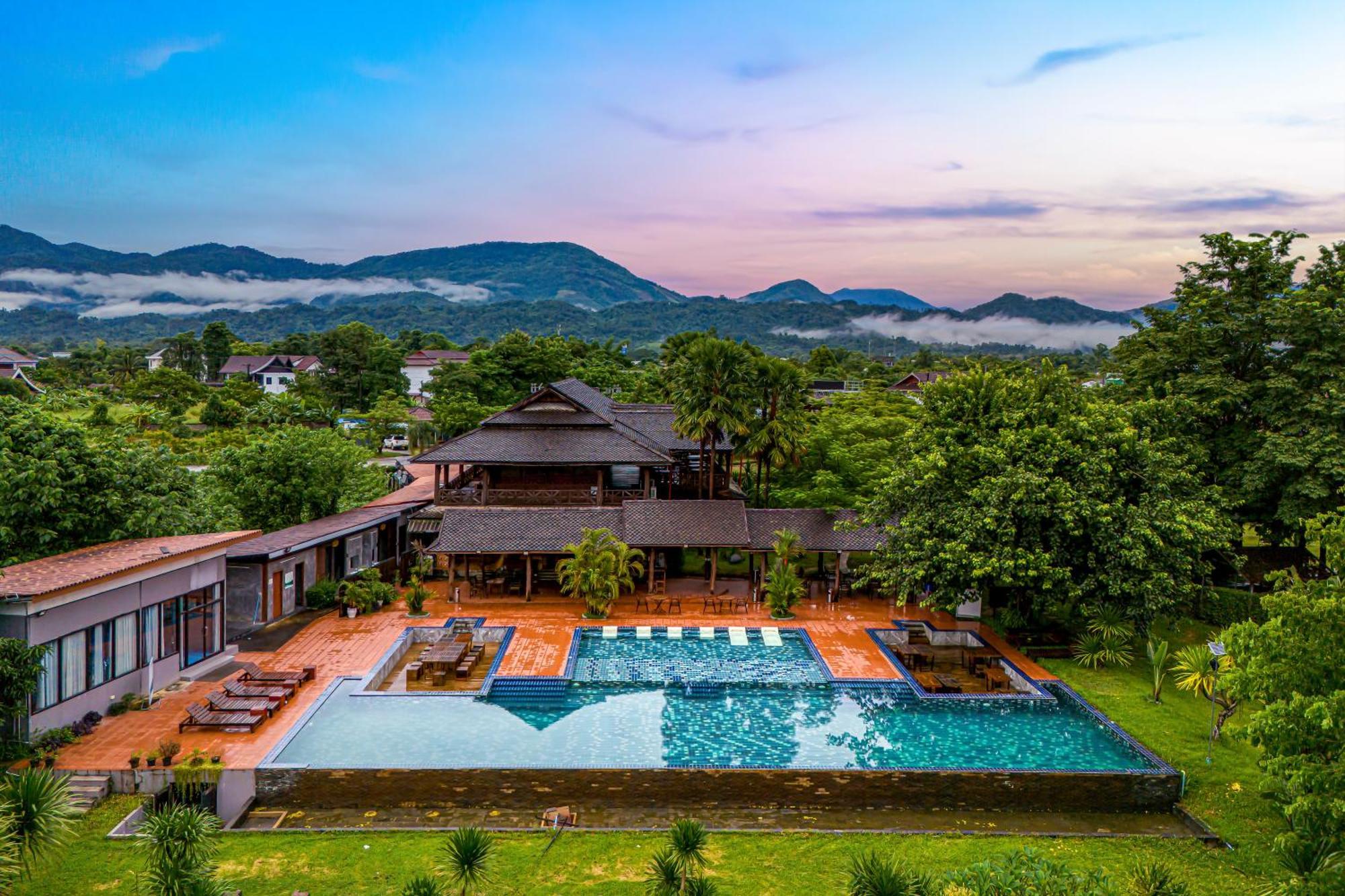 Lisha Garden Resort Hotel Vang Vieng Dış mekan fotoğraf